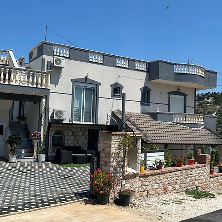 Vila Viktori Εξαμίλιο Εξωτερικό φωτογραφία