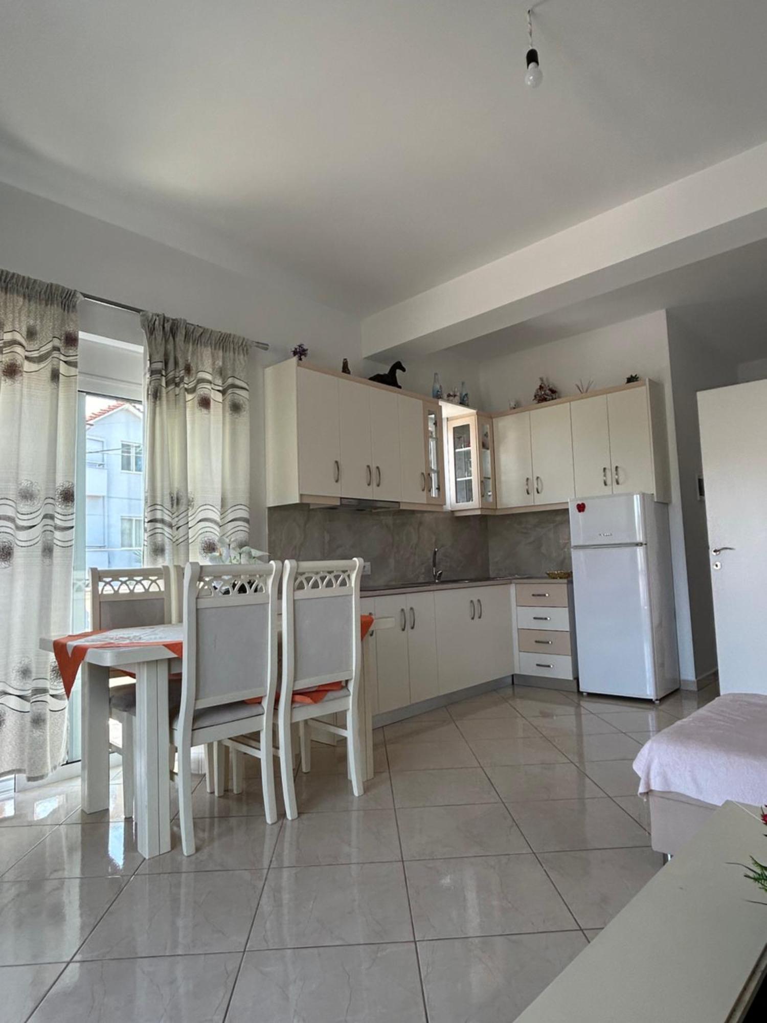 Vila Viktori Εξαμίλιο Εξωτερικό φωτογραφία