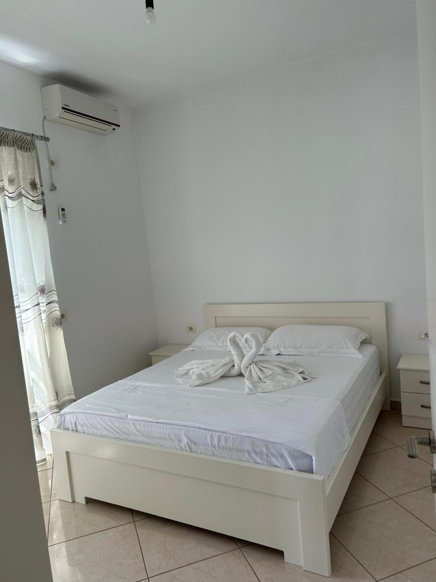 Vila Viktori Εξαμίλιο Εξωτερικό φωτογραφία