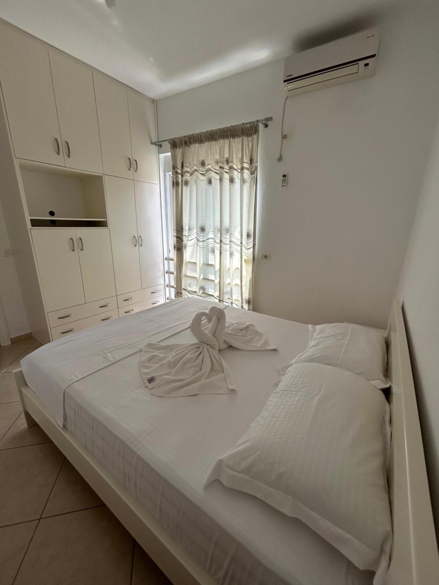 Vila Viktori Εξαμίλιο Εξωτερικό φωτογραφία