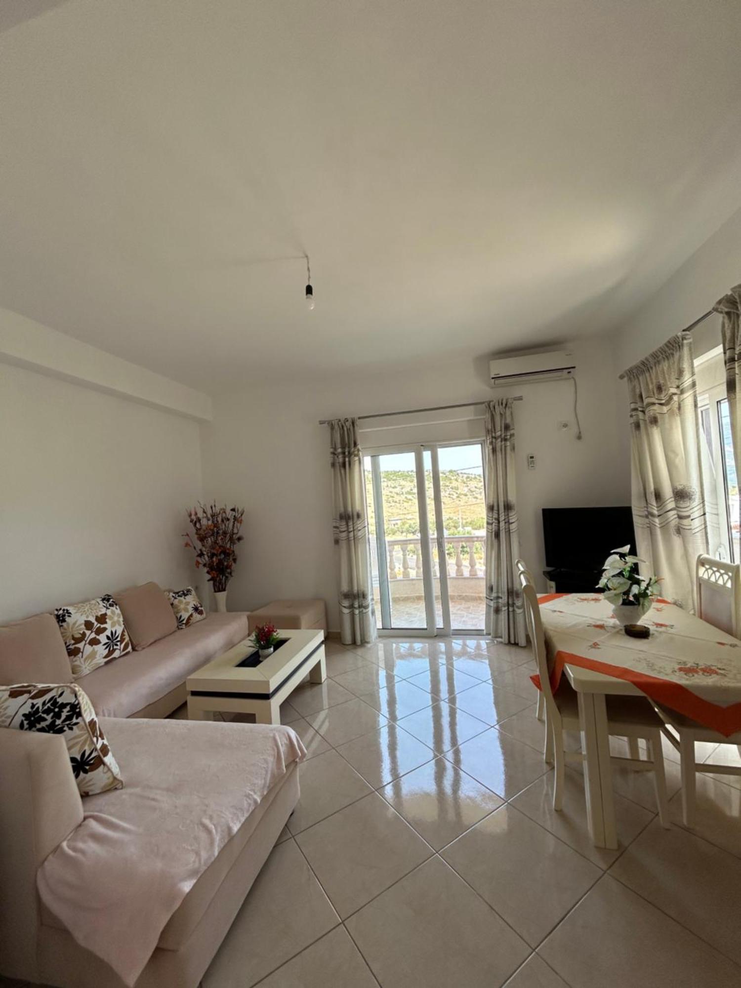 Vila Viktori Εξαμίλιο Εξωτερικό φωτογραφία